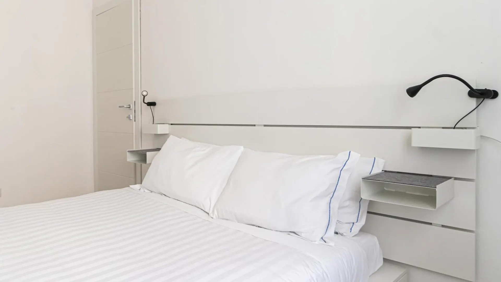 Italianway - Gran Sasso 10 Apartment Milan 0*,  Italy